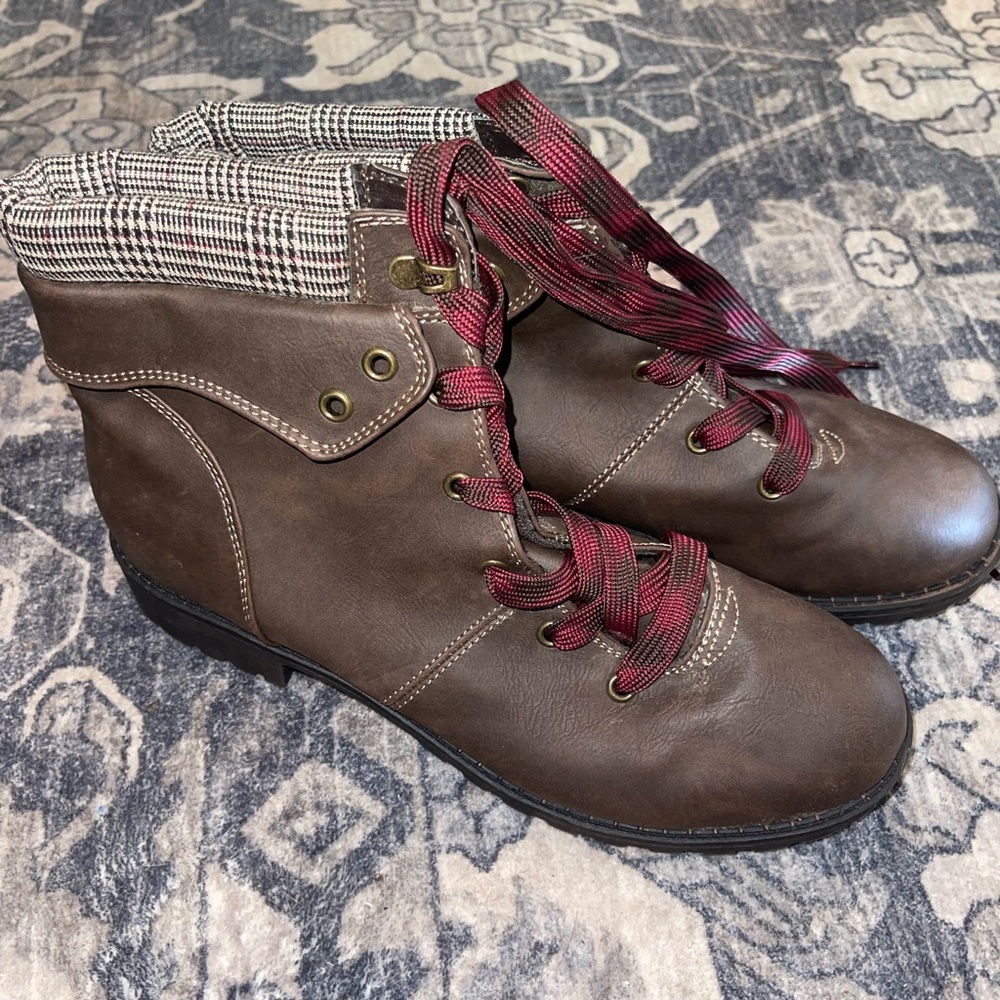 Pop Women’s Brown Lace-Up Ankle Boots Plaid Fold-Over Cuff Size 11M